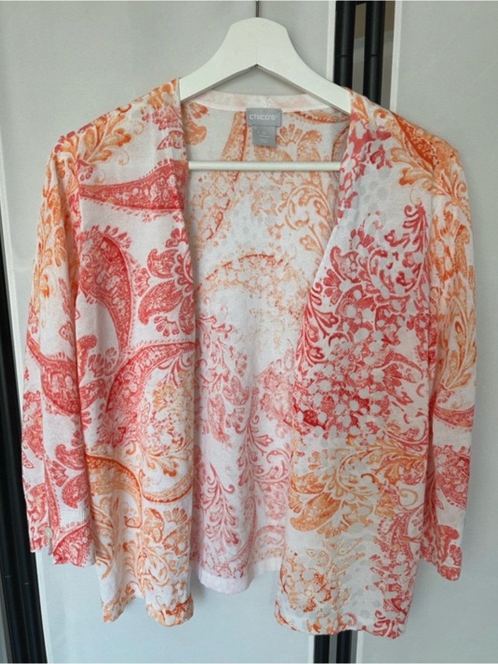 Chico's Lightweight Open Cardigan in Coral, Orange and White